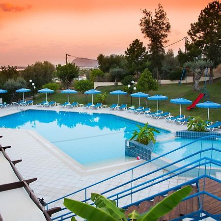 Iris Hotel Afandu Zewnętrze zdjęcie