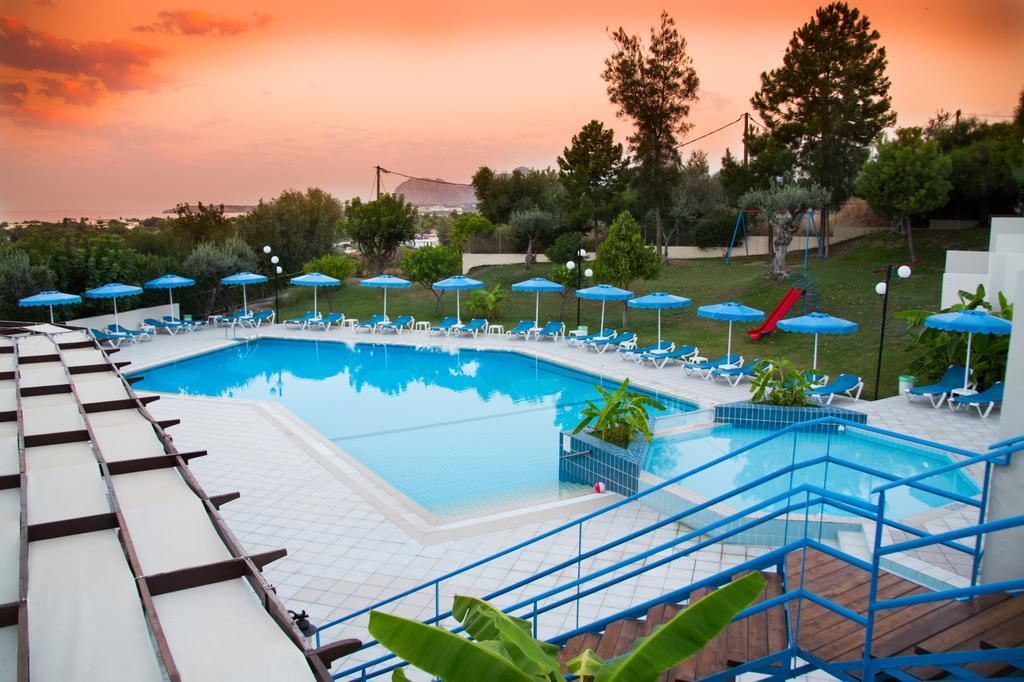 Iris Hotel Afandu Zewnętrze zdjęcie