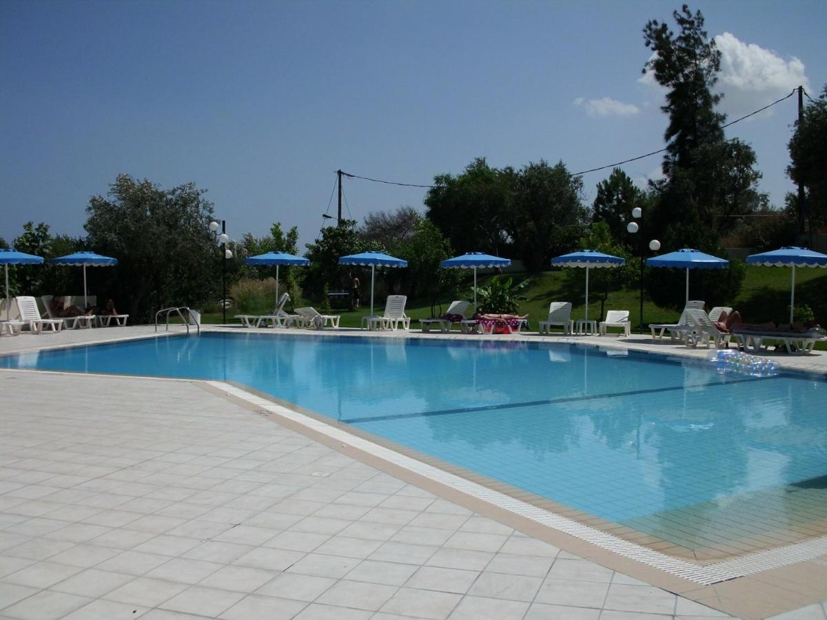 Iris Hotel Afandu Zewnętrze zdjęcie